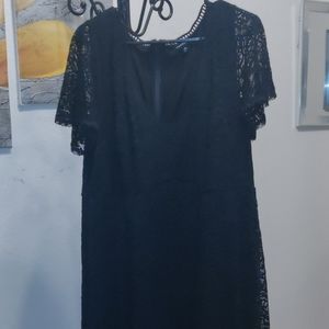 Torrid sz 16 lace v neck maxi dress